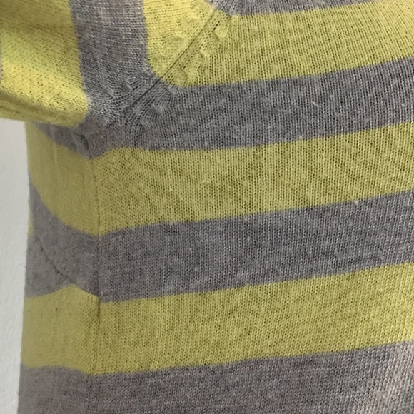 Mossimo Striped Knit V-Neck Sweater, M - Picture 5 of 9